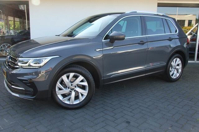 Volkswagen TIGUAN 1.5 TSI Elegance / Facelift! / Trekhaak af-fabriek/ IQ light/ Carplay/ Stoelverwarming/ Camera