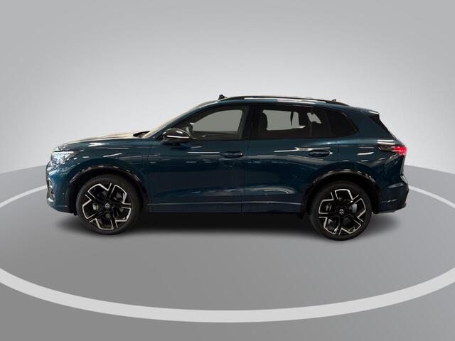 Volkswagen TIGUAN 1.5 204pk DSG eHybrid R-Line · Panoramadak · Harman Kardon · Leder · 360 Camera · Wegklapbare Trekhaak · Stoelventilatie · Massage · 20'' Inch ·