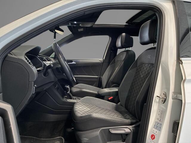 Volkswagen TIGUAN 1.4 TSI 245pk DSG eHybrid R-Line Business · Panoramadak · 360 Camera · Wegklapbare Trekhaak · Stoelverwarming · Matrix LED · Head-Up · 19'' Inch ·
