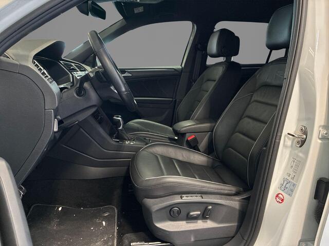 Volkswagen TIGUAN 1.4 TSI 245pk DSG eHybrid R-Line Business · Leder · 360 Camera · Wegklapbare Trekhaak · Elek. Voorstoelen · Head-Up · Apple/Android Car Play · 20'' Inch ·