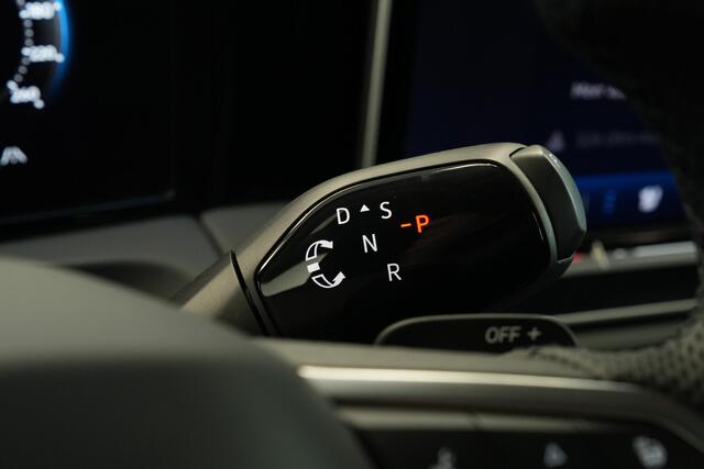 Volkswagen TIGUAN 1.5 eHybrid R-Line Edition Stoelventilatie Leder Wegklapbare trekhaak