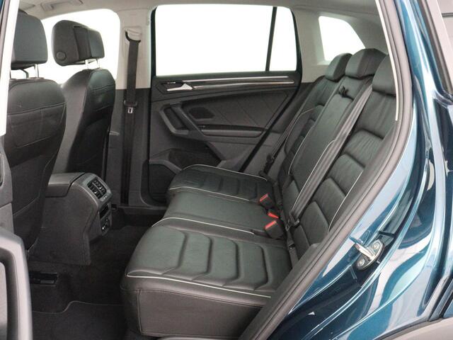 Volkswagen TIGUAN 1.4 TSI eHybrid Elegance Exclusive | SOH 88% | Panoramadak | Leder | Stoelverwarming | 360 Camera | Virtual Cockpit | Adaptive cruise | Carplay | Sfeerverlichting | Navigatie | Matrix LED | PHEV | Plug In