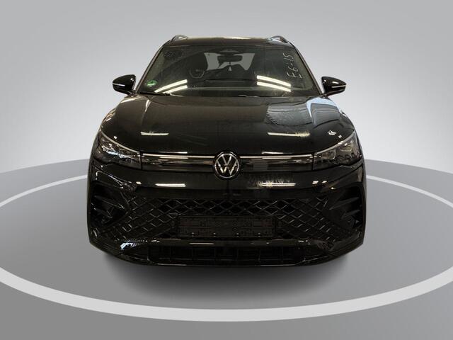 Volkswagen TIGUAN 1.5 272pk DSG eHybrid R-Line · Panoramadak · Wegklapbare Trekhaak · Apple/Android Car Play · Massage · 20'' Inch · Garantie t/m 11-06-2030 of 100.000km