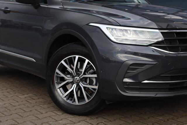 Volkswagen TIGUAN 1.4 TSI eHybrid Life | Trekhaak | Camera | ACC |