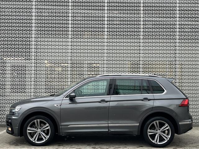 Volkswagen TIGUAN 2.0 TSI 4Motion 220pk Highline Business R / R-line Exterieur / Digitaal dashboard / Panoramadak / Navigatie / Camera / Parkeersensoren V+A / Zwenkbare trekhaak /