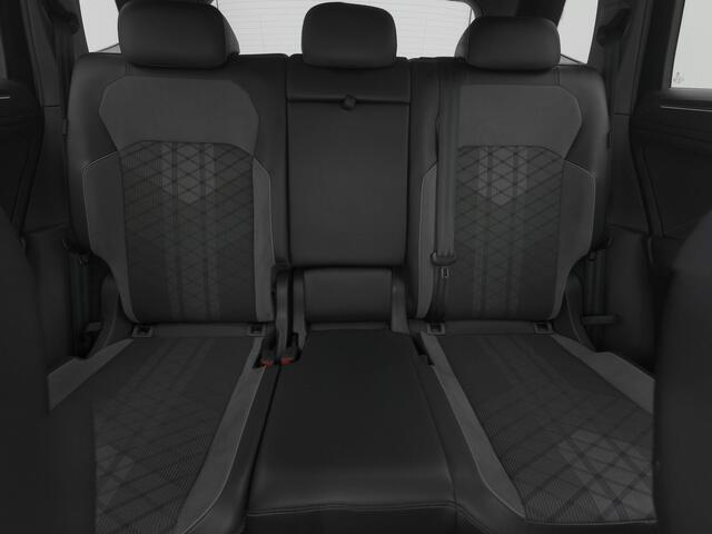 Volkswagen TIGUAN Allspace 1.5 TSI R-Line Business | CAMERA | ADAPTIVE | STOEL- EN STUURVERW. | TREKHAAK