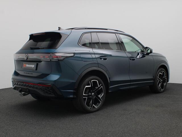 Volkswagen TIGUAN 1.5 eHybrid R-Line Edition 204PK DSG Panoramadak, Trekhaak, Black Style, Head-Up Display, 360gr. Camera, Harman Kardon, 20" LM Velgen, Elektr. Achterklep
