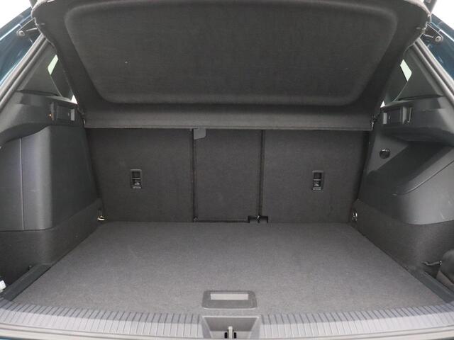 Volkswagen TIGUAN 1.5 eHybrid R-Line Edition 204PK DSG Panoramadak, Trekhaak, Black Style, Head-Up Display, 360gr. Camera, Harman Kardon, 20" LM Velgen, Elektr. Achterklep