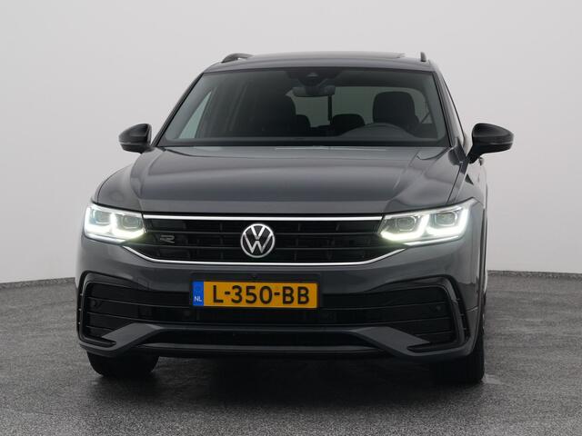 Volkswagen TIGUAN 1.5 TSI R-Line | PANO | 360° | ADAPTIVE | H&K | STOEL- EN STUURVERW. | TREKHAAK