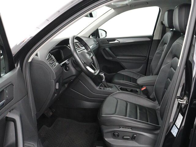 Volkswagen TIGUAN 1.4 TSI eHybrid Elegance Exclusive | SOH 90,1% | Panoramadak | Leder | Trekhaak | Stoelverwarming | Camera | Virtual Cockpit | Adaptive cruise | Carplay | Navigatie | Matrix LED | PHEV | Plug In