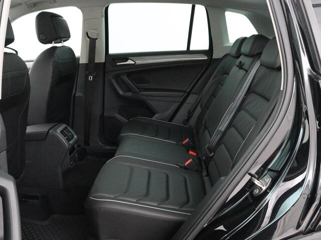Volkswagen TIGUAN 1.4 TSI eHybrid Elegance Exclusive | SOH 90,1% | Panoramadak | Leder | Trekhaak | Stoelverwarming | Camera | Virtual Cockpit | Adaptive cruise | Carplay | Navigatie | Matrix LED | PHEV | Plug In