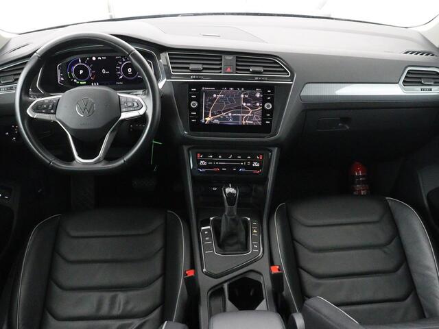 Volkswagen TIGUAN 1.4 TSI eHybrid Elegance Exclusive | SOH 90,1% | Panoramadak | Leder | Trekhaak | Stoelverwarming | Camera | Virtual Cockpit | Adaptive cruise | Carplay | Navigatie | Matrix LED | PHEV | Plug In