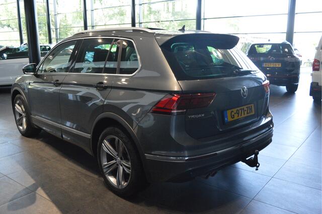 Volkswagen TIGUAN 1.5 TSI ACT R-LINE navi camera pano leer trekhaak !!