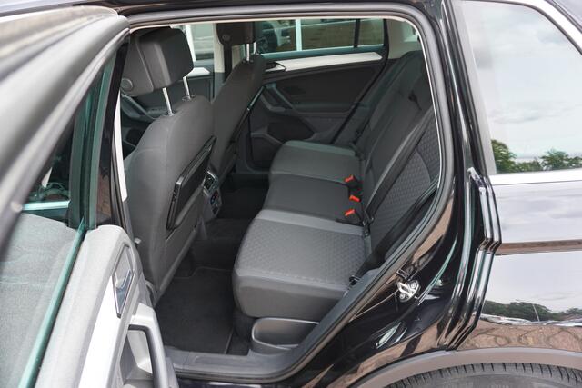 Volkswagen TIGUAN 1.4 TSI ACT Comfortline Business Trekhaak | PDC | Voorstoelen verw. *All in prijs*