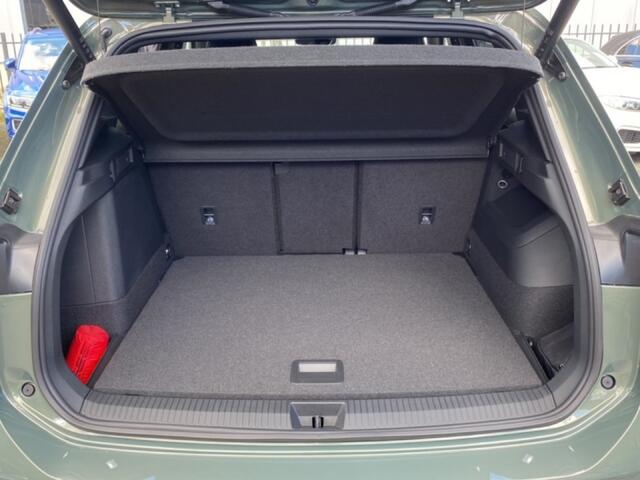 Volkswagen TIGUAN 1.5 TSI DSG eHYBRID R-LINE TREKHAAK/360-CAM/ELEK-KLEP/ACC/IQ/STOEL+STUURVERW
