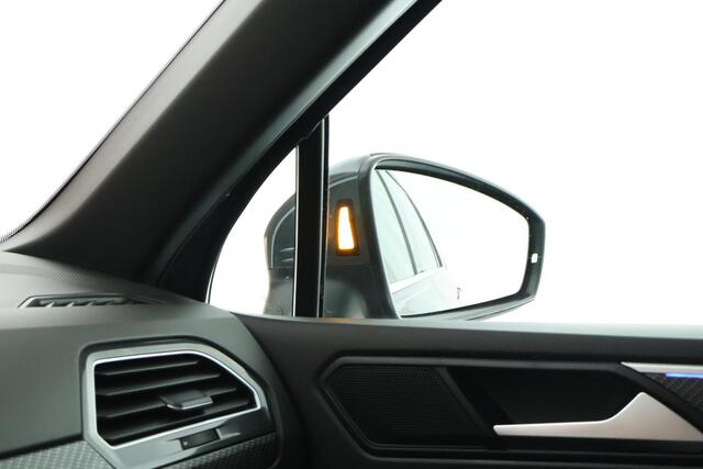 Volkswagen TIGUAN 1.4 TSI 245pk eHybrid R-Line Business+ Trekhaak Camera HUD Keyless DCC Virtual Cockpit Navigatie