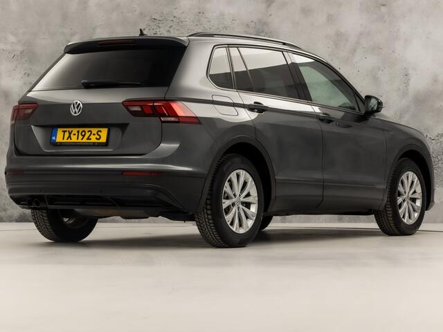 Volkswagen TIGUAN 1.4 TSI Sportline (APPLE CARPLAY, GROOT NAVI, CLIMATE, STOELVERWARMING, SPORTSTOELEN, GETINT GLAS, PARKEERSENSOREN, NIEUWSTAAT)
