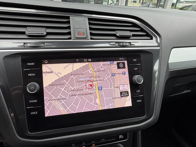 Volkswagen TIGUAN 1.4 TSI *!* NAVI/ CARPLAY/ LED/ TREKHAAK/ 102 DKM *!*
