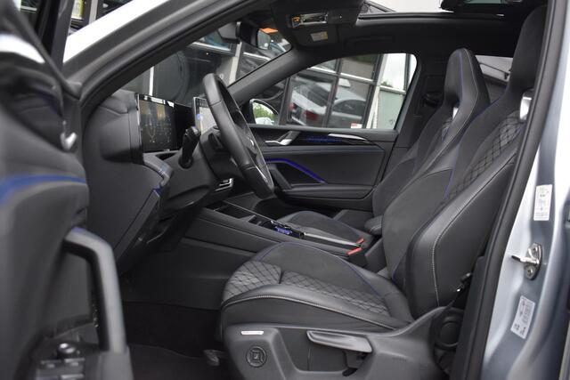 Volkswagen TIGUAN 1.5 eHybrid R-Line Pano Lane 360C IQ Trekhaak
