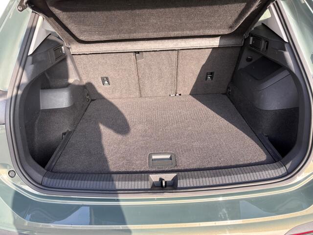 Volkswagen TIGUAN 1.5 eTSI LIFE EDITION Adaptive Cruise | Stoelverwarming | Stuurverwarming