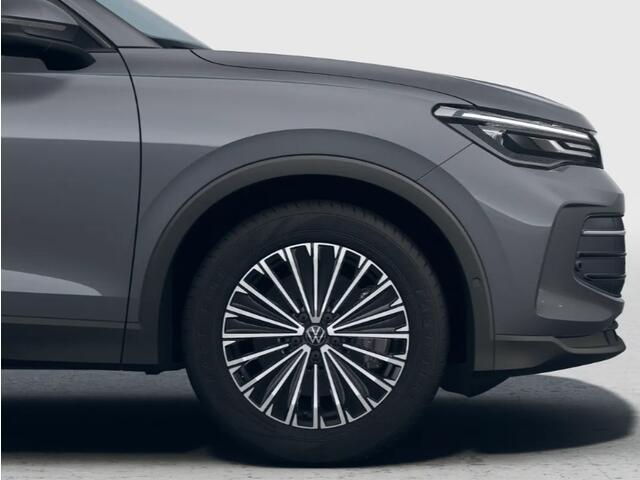 Volkswagen TIGUAN Limited Edition 1.5 eHybrid 204 PK 6 versn. DSG · Design Pakket Dark · Trekhaak inklapbaar, met elektrische ontgrendeling, incl. aanhangermanoeuvreerhulp Trailer Assist ·