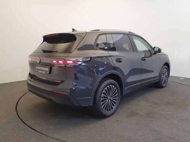 Volkswagen TIGUAN 1.5 eHybrid Life Edition Wegklapbare trekhaak, ACC, 360 Camera