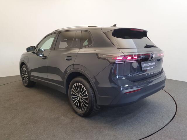 Volkswagen TIGUAN 1.5 eHybrid Life Edition Wegklapbare trekhaak, ACC, 360 Camera