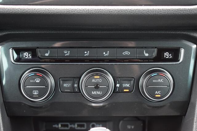 Volkswagen TIGUAN 1.5 TSi Automaat Highline R-Line LED | Virtual | Panoramadak | Carplay | Sportstoelen | Stoelverwarming