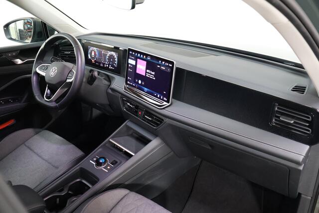 Volkswagen TIGUAN 1.5 eTSI Life Edition | 360cam | Keyless | Trekhaak | Acc | IQ Light
