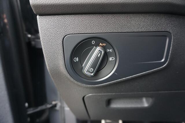 Volkswagen TIGUAN 1.5 TSI Life Business Trekhaak | Camera | ACC *All in prijs*
