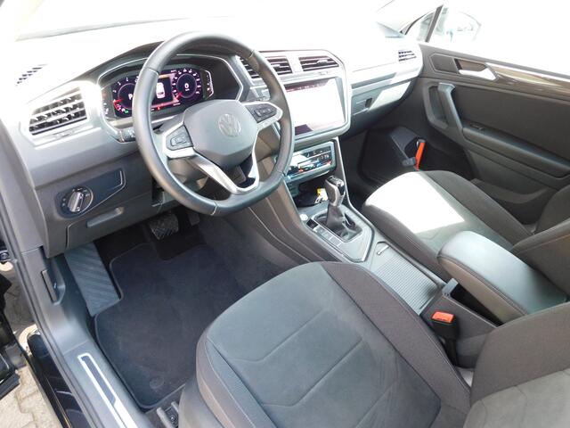 Volkswagen TIGUAN 1.5TSI 150PK DSG! ELEGANCE!! All-in Prijs! Trekhaa