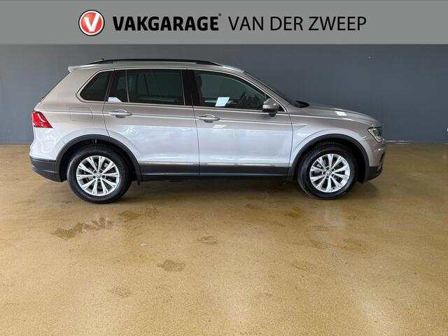 Volkswagen TIGUAN 1.5 TSI ACT Comfortline Business | Navigatie | Sensoren.
