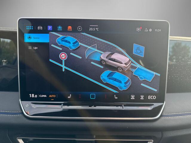Volkswagen TIGUAN 1.5 eHybrid 272pk DSG R-Line Business · Trekhaak · Panoramadak · Dodehoeksensoren · Apple/Android Car Play · Camera · Garantie t/m 23-08-2028 of 100.000km
