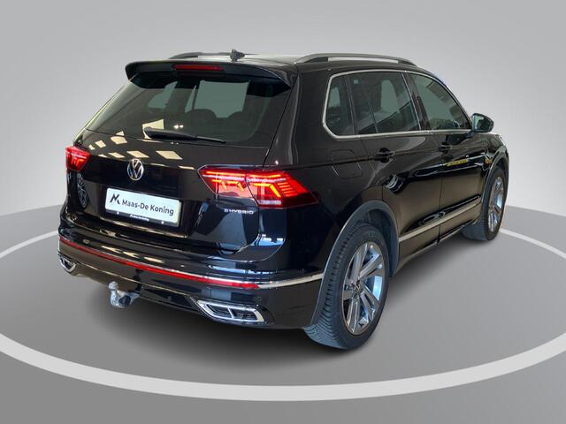 Volkswagen TIGUAN 1.4TSI eHybrid 245pk R-Line Business+ · Trekhaak · Navigatie · Apple/Android · Camera + Parkeersensoren · Garantie t/m 07-10-2026 of 100000km.