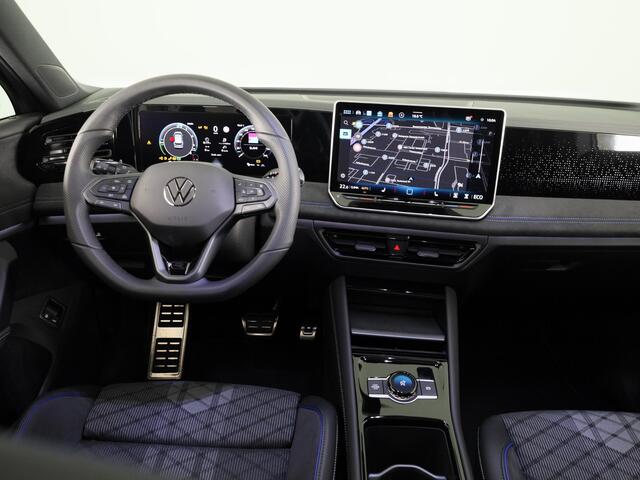 Volkswagen TIGUAN R-Line Edition 1.5 eHybrid 204 PK DSG | 20" LM | Black Style | Stoel & stuurverwarming | Trekhaak |