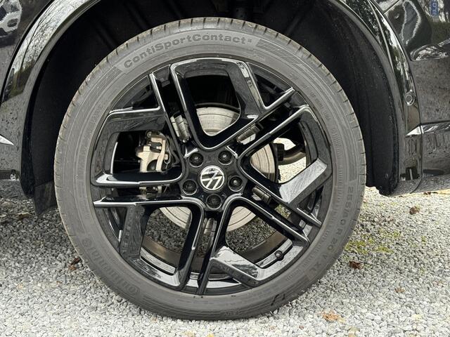 Volkswagen TIGUAN Hybrid 272pk DSG R-Line Blackstyle (Pano,Trekhaak,Harman,360,Headup)