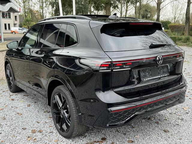 Volkswagen TIGUAN Hybrid 272pk DSG R-Line Blackstyle (Pano,Trekhaak,Harman,360,Headup)