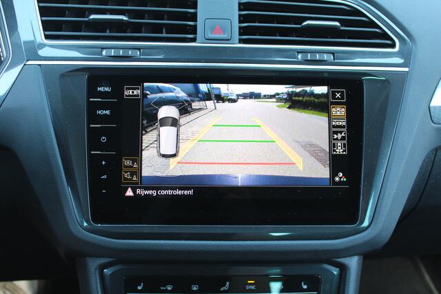 Volkswagen TIGUAN 1.5 TSI Life Business | Trekhaak | Stoelverwarming
