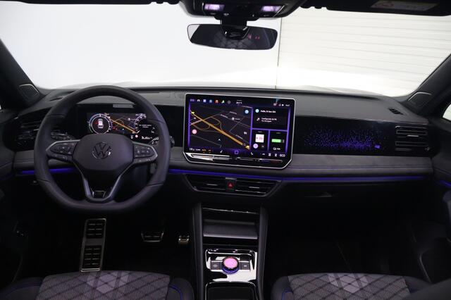 Volkswagen TIGUAN 1.5 eHybrid R Line DSG 272pk | H&K | Panoramadak | Trekhaak