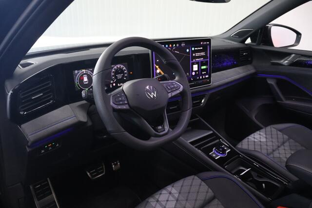 Volkswagen TIGUAN 1.5 eHybrid R Line DSG 272pk | H&K | Panoramadak | Trekhaak