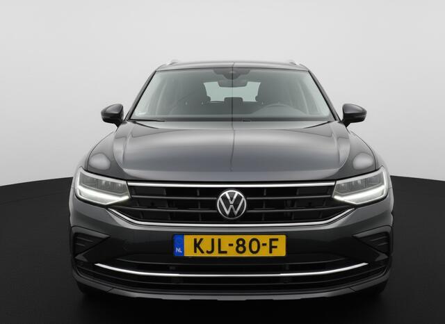 Volkswagen TIGUAN TSI 245PK HYBRIDE DSG LIFE TREKHAAK/NAVI/VIRTUAL/SFEERVERL.