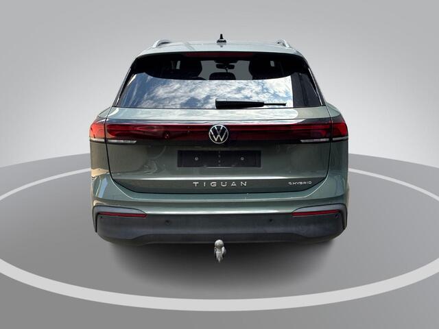 Volkswagen TIGUAN 1.5 eTSI 150pk DSG Life Business · 360 Camera · Inklap. Trekhaak · Keyless · Stuur- & Stoelverwarming · Elek. Achterklep · Alarmklasse 3 · Garantie t/m 30-09-2030 of 100.000km