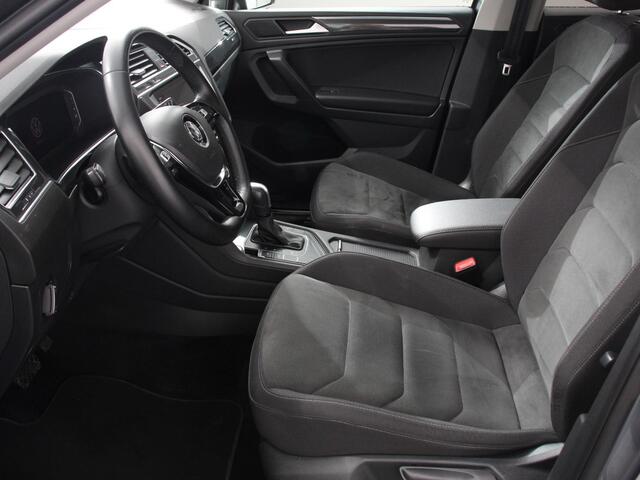 Volkswagen TIGUAN Allspace 1.5 TSI Highline All-space 7p. Adaptive cruise control Climate control LED Parkeersensoren Panoramadak Achteruitrijd camera Trekhaak Navigatie Voorstoelen verwarmd Apple Carplay/ Android Auto