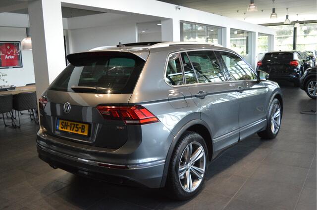 Volkswagen TIGUAN 1.4 TSI ACT R-LINE navi pano camera trekhaak 150 pk !!