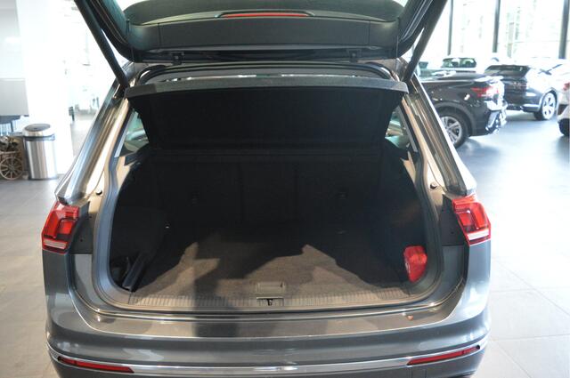 Volkswagen TIGUAN 1.4 TSI ACT R-LINE navi pano camera trekhaak 150 pk !!