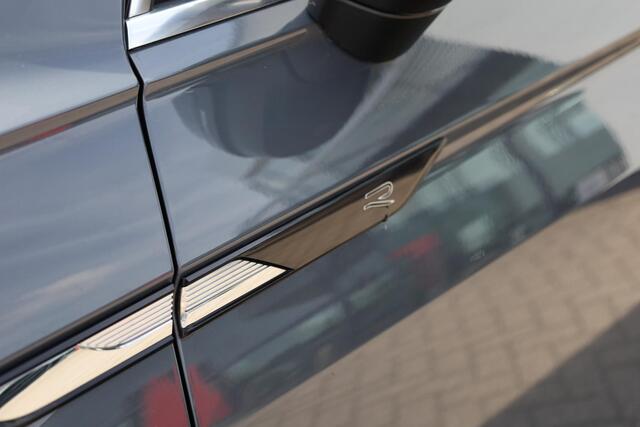 Volkswagen TIGUAN 1.5 TSI R-Line Business+ 150PK / 110kW DSG, NL auto, 1e eigenaar nieuw door ons geleverd en onderhouden, wegklapbare trekhaak, R-Line in- en exterieur, keyless go & entry, panoramadak, 20" 'Suzuka' LMV, Apple Carplay & Android Auto, achteruitrijcamera, wi