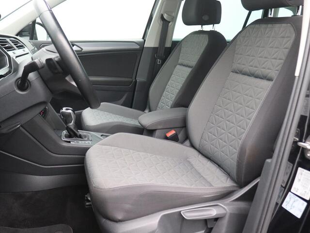 Volkswagen TIGUAN 1.5 TSI Life 150PK DSG Trekhaak, LED Plus verlichting, Achteruitrijcamera, Stoel-stuurverwarming, Navi, Clima, 19" LM Velgen, Virtual Cockpit, Adaptieve Cruise Control, Sportonderstel