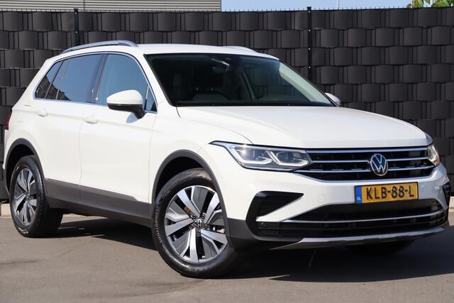 Volkswagen TIGUAN 1.4 TSI eHybrid Business+ PHEV | Adap. Cruise | Stoel-/Stuurverwarming |Elek. Trekhaak | Navigatie