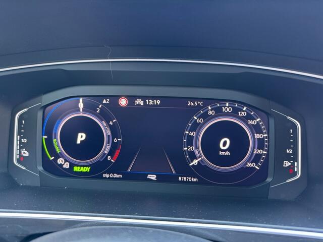 Volkswagen TIGUAN 1.4TSI eHybrid 245PK R-Line IQ-Light Virtual ACC Trekhaak Navi