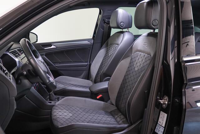 Volkswagen TIGUAN 1.4 TSI eHybrid 2X R-Line Panoramadak, Trekhaak, IQ light, Apple CarPlay/Android Auto
